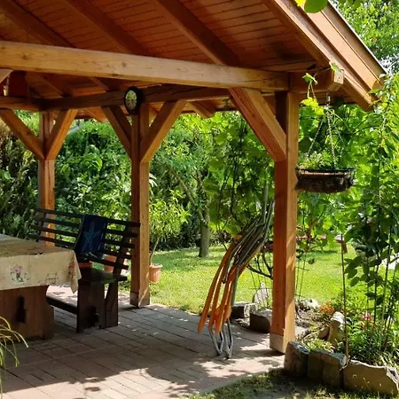 Homestay Magdalena Apartmanhaz Keszthely